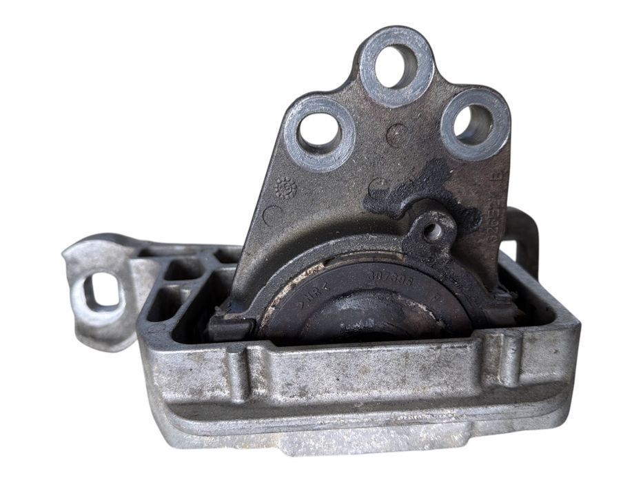 Suport motor Ford Focus MK3 2015 cod CV616F012EB
