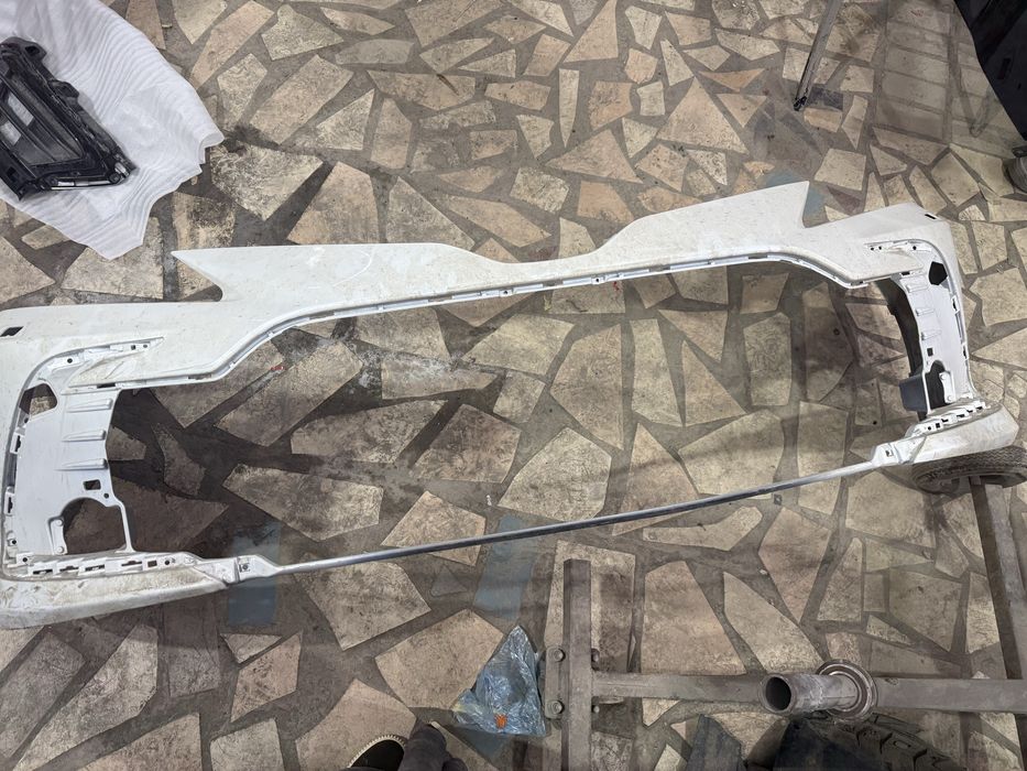 Продам бампер камри 75