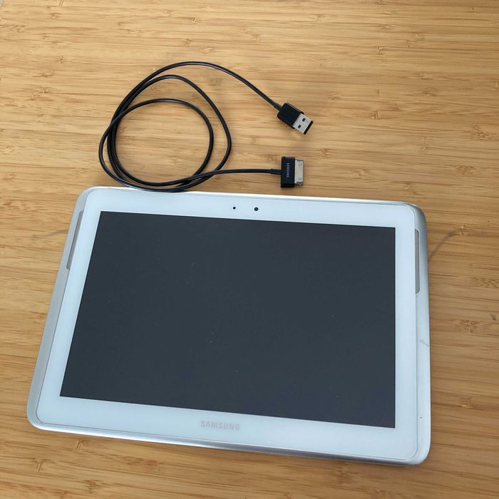 SAMSUNG Galaxy A6 tablet  SM-T580 - 16 G
