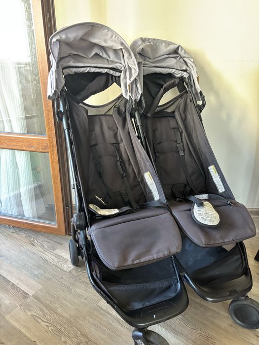 Количка за близнаци/породени на mountain buggy nano duo