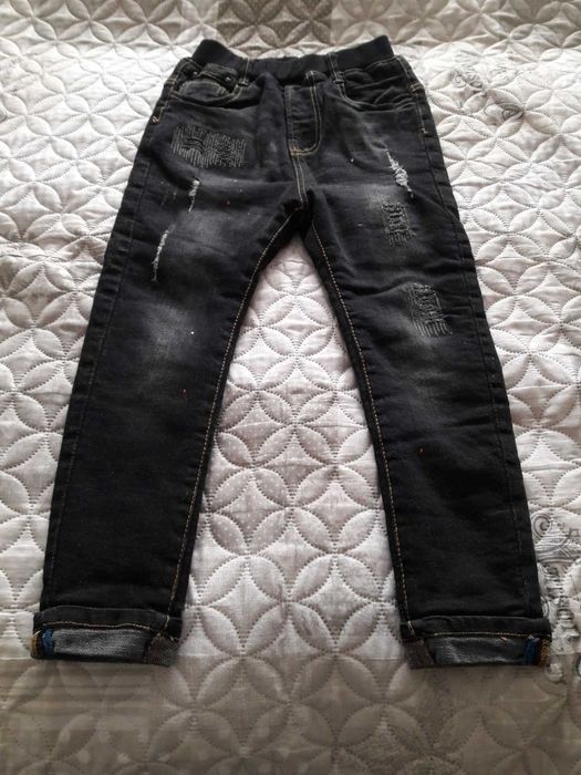 Детски дрехи - яке, суичър, дънки, пуловер