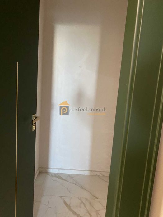 Продава се Тристаен апартамент в Пловдив, Каменица 2 - 103 кв.м за 1500 €/кв.м - Снимка #6