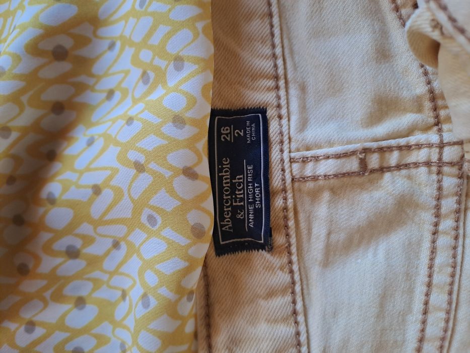 Къси панталонки Levi's, Abercrombie and fitch, H&M