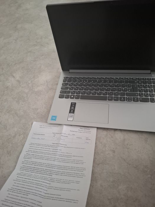 Продам Lenovo Ideapad 1 256/8ГБ SSD