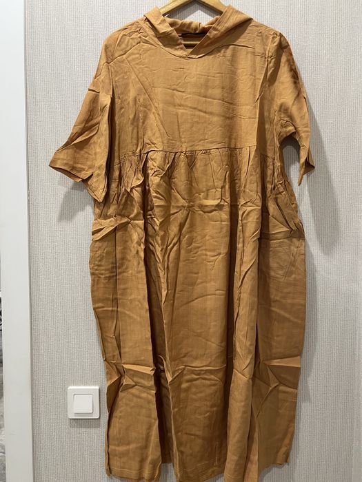 Черное базовое платье и платье боха