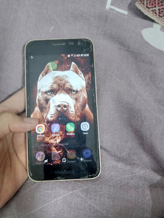 Продам целый Samsung galaxy J2 core