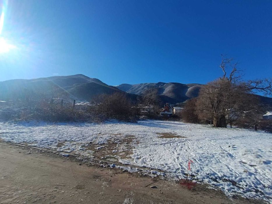 Поземлен имот в гр. Сапарева Баня