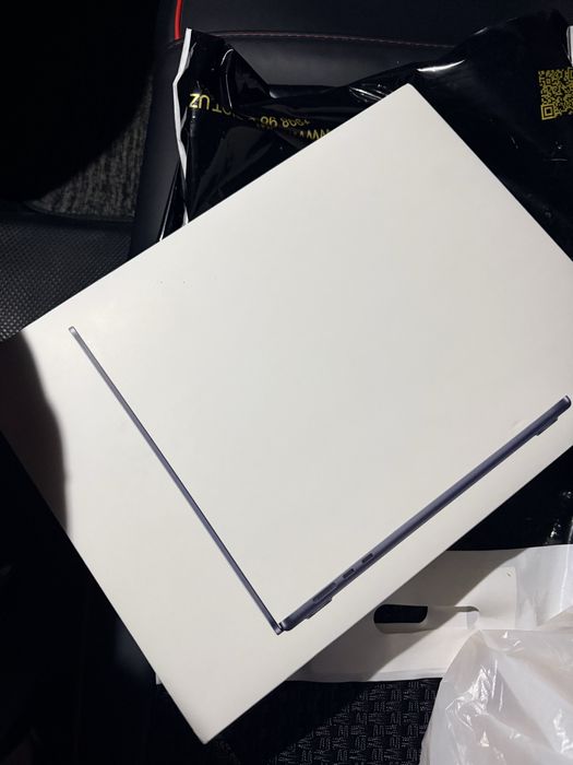 MacBook Air M4 24/512