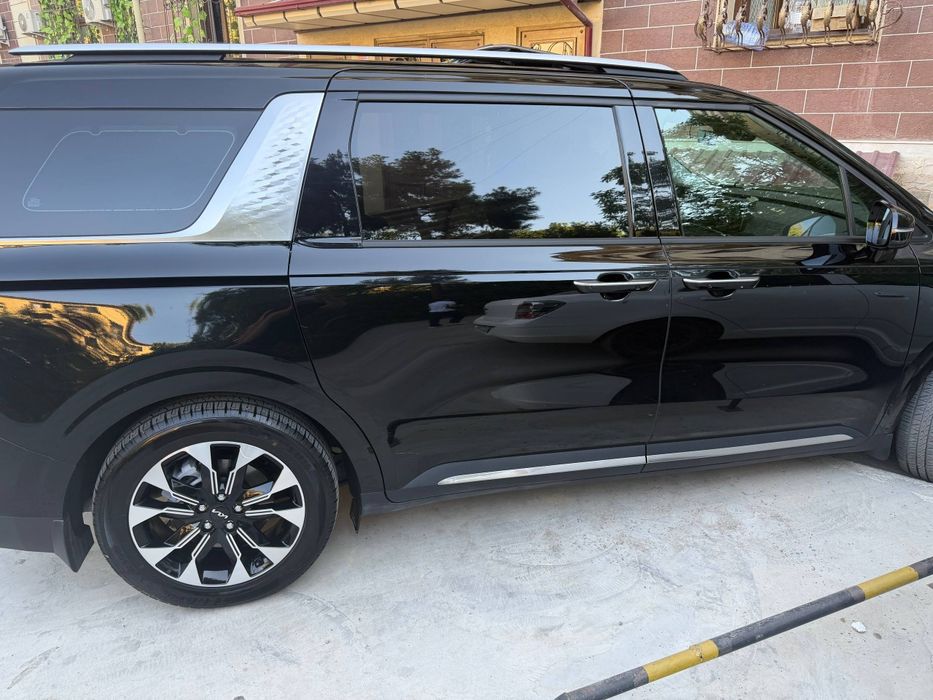 KIA CARNIVAL 2023 сотилади