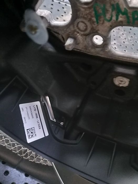 Volan piele cu comenzi ford puma j2k cf7 l1tb3600le1gxa