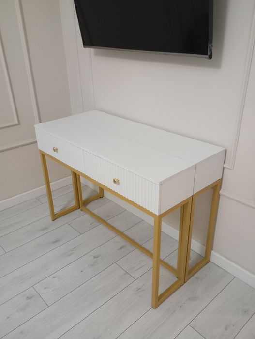 Стол  консоль-трансформер