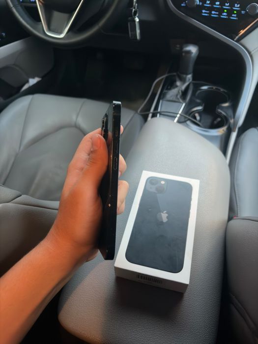 IPhone 13 без ремонта