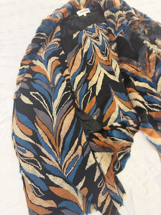 Пальто цветное новое