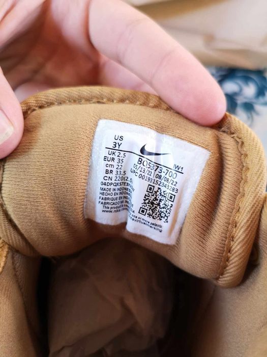 Чисто нови ,Оригинални