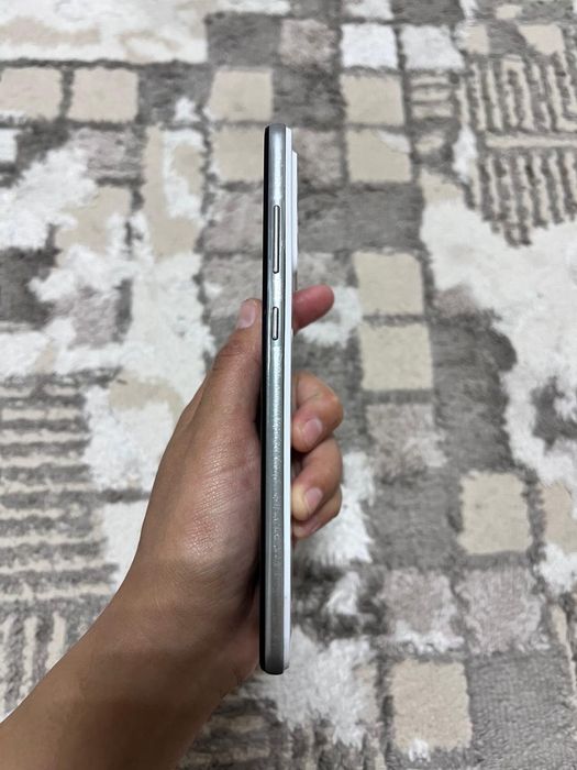 Samsung A72 в нормальном состоянии