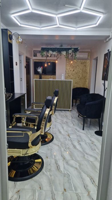 Salon inchiriez posturi