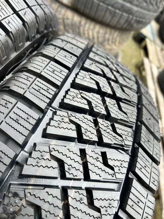 lassa 215/65/15C NOI DOT 2020