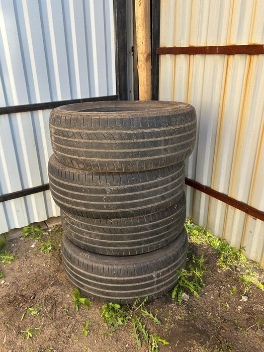 Шины 265/60 R18 в хорошем состоянии