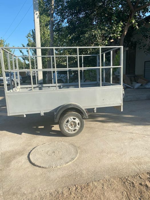 Авто прицеп яхнг