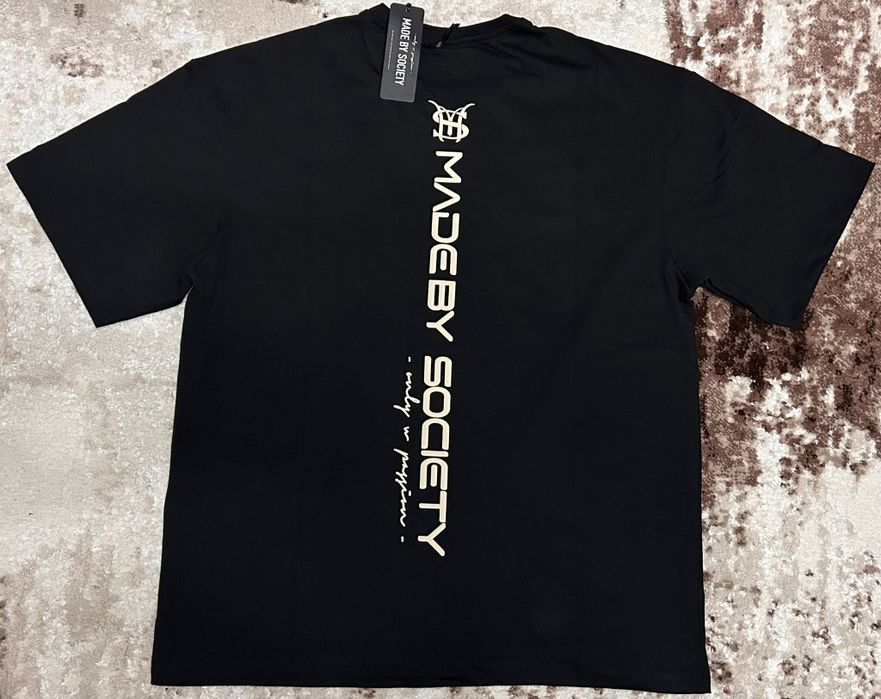 Vând compleu nou de bărbați Made by Society