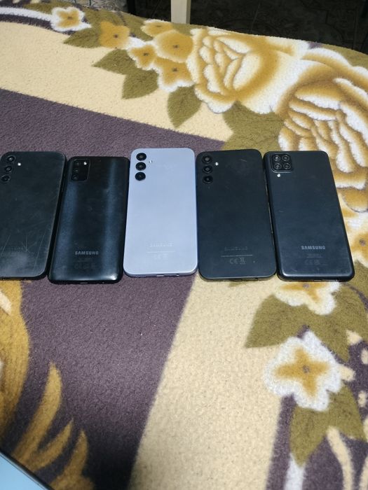 Telefoane mobile defecte