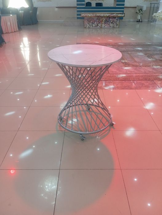 Тортница стол лофт