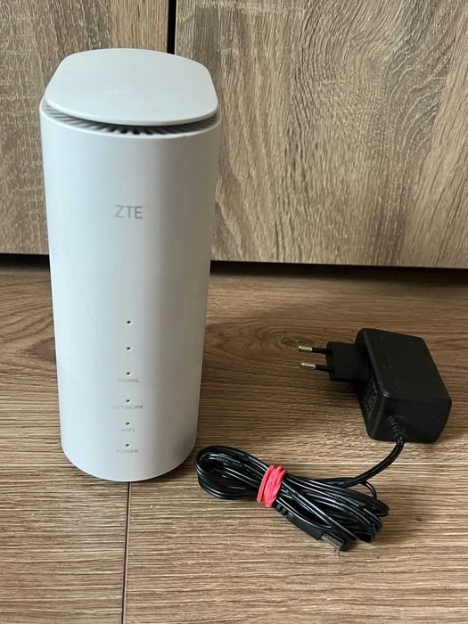 Router Modem 5G ZTE cu sim model MC801A liber de retea, neverlocked