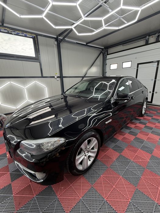 BMW 5 Series 2011
