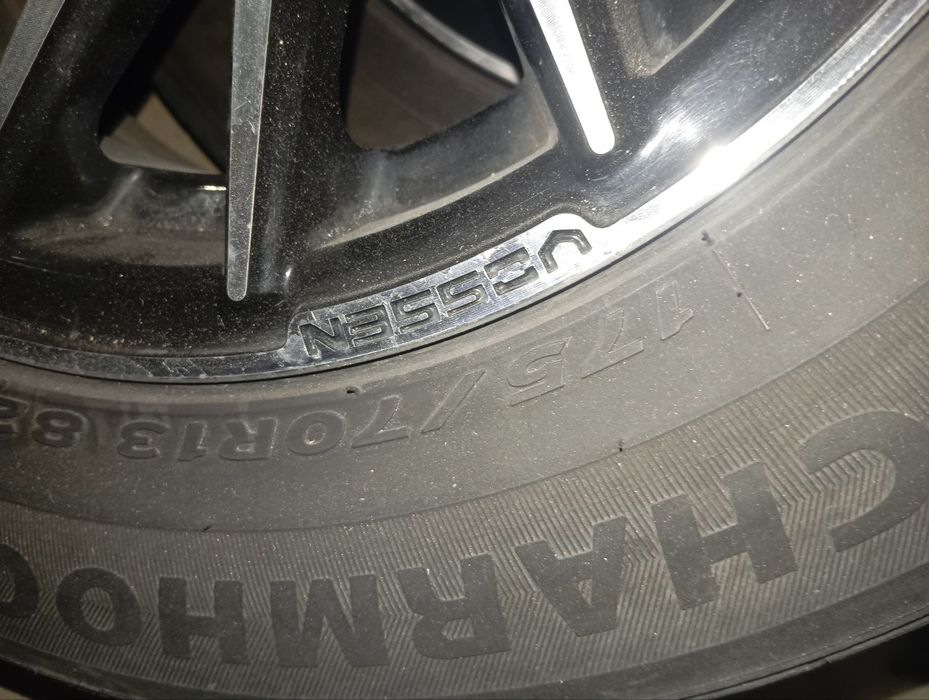 Damas saka diska. Shina Damas bolonR13 sotilfdi