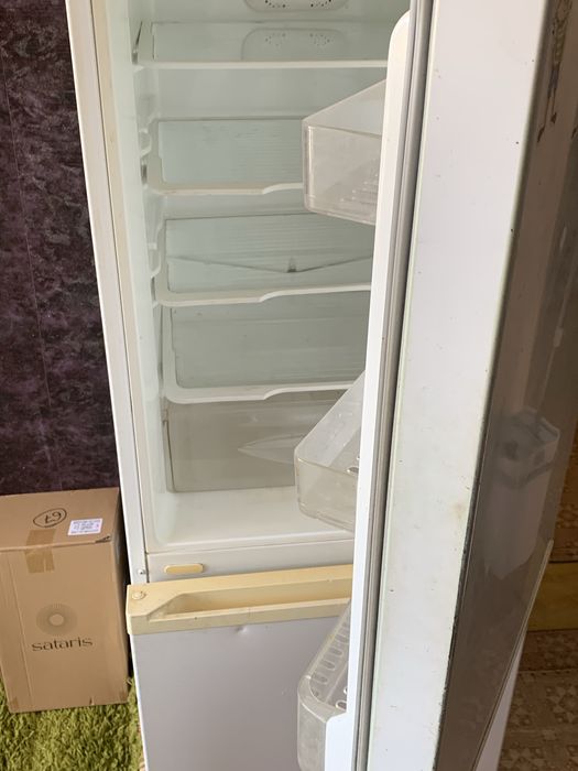 Отдам холодильник