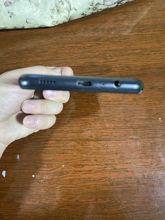 Samsung A12  holati ideyal 32 Gb li