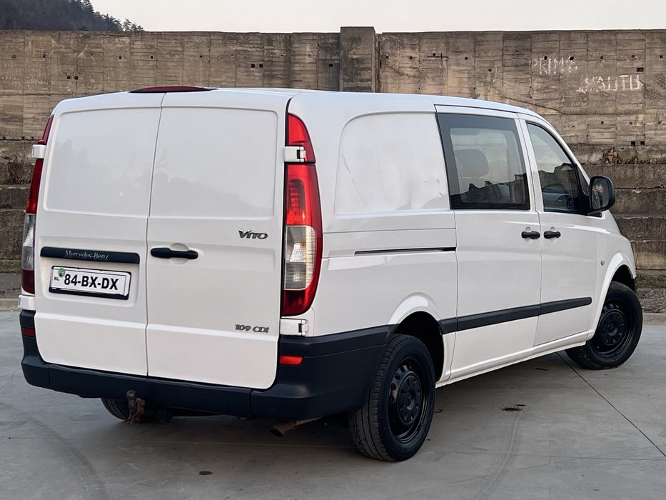 Mercedes-Benz Vito / Lung / AC / Dubla-cabina / Usi duble spate