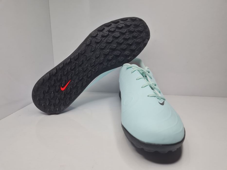 Стоножки Nike Phantom Gx 2

Чисто нови с кутия. 

Размер 45.5 стелка 2