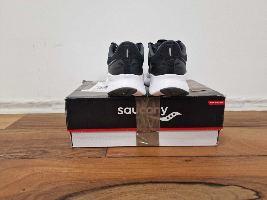 Saucony Обувки за бягане Guide 15, 37.5 EU