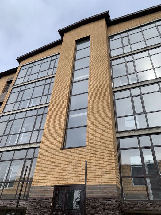 Установка окон и балконов