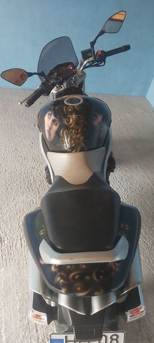 Suzuki gsr 600  100cp