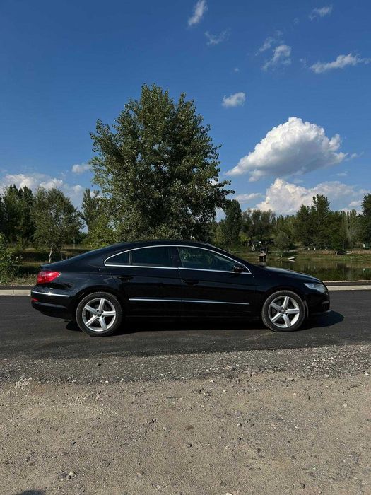 Vand Volkswagen Passat CC 2009 , motor 2.0 - 140 de cai