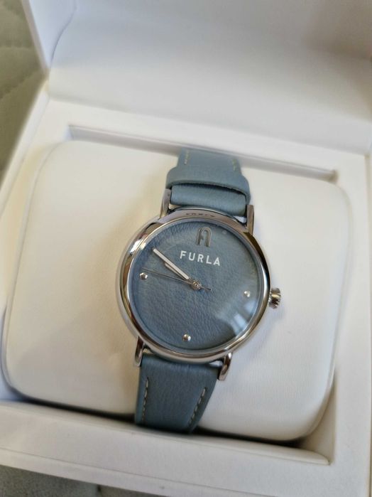 Часовник на #Furla