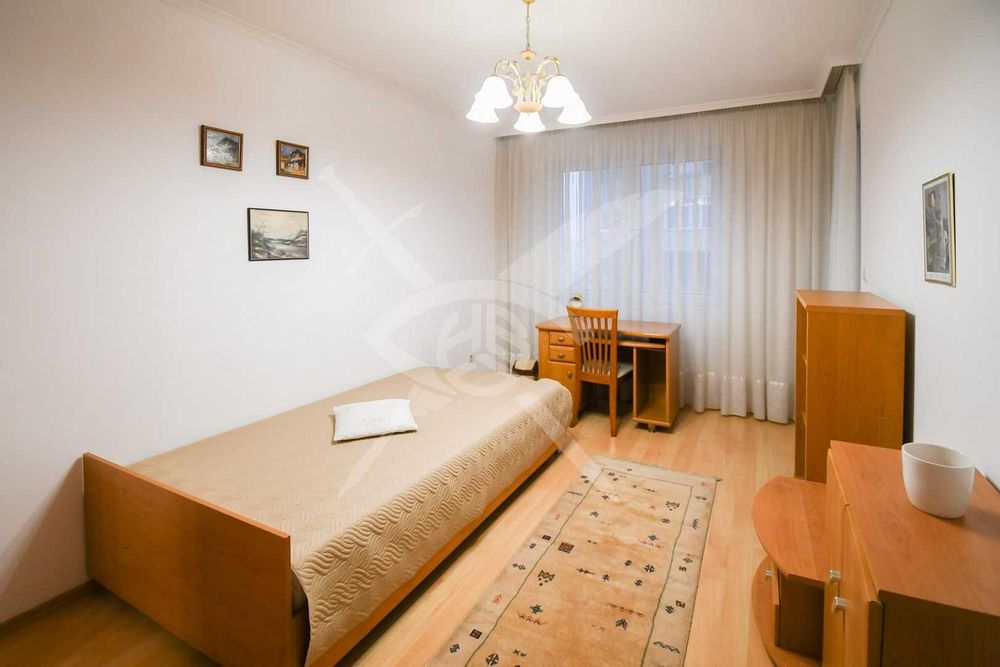 Дава се под наем Тристаен апартамент в София, Иван Вазов - 100 кв.м за 897.6 € - Снимка #3