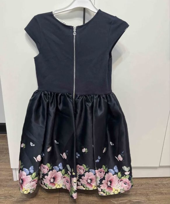 Продам нарядное красивое платье