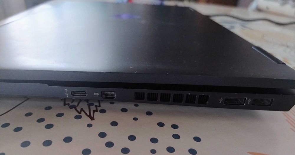 Гейминг лаптоп HP Omen 15-en0 | Ryzen 7 | GTX1660 | 16GB RAM | 1TB SSD