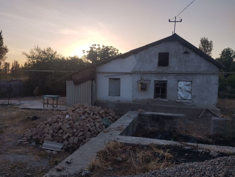 Участка сотилади. 9 соток