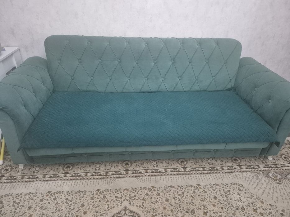 Продам диван в хорошем состоянии