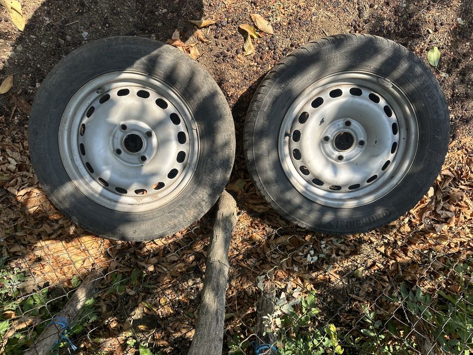 Продавам 4бр. Джанти с зимни Гуми с Continental 195/65 R15