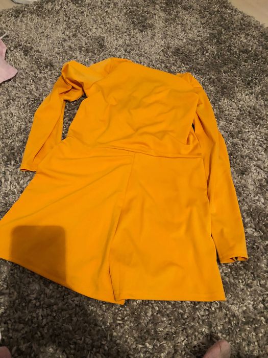 Salopeta tip rochița, blugi scurți