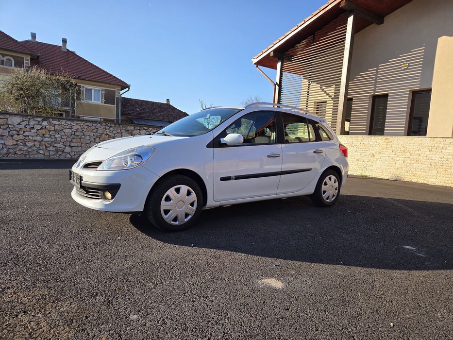 Vând Renault Clio 1.2 Clima