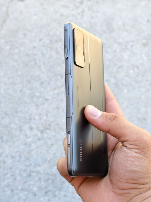 POCO F4 GT Game Edition