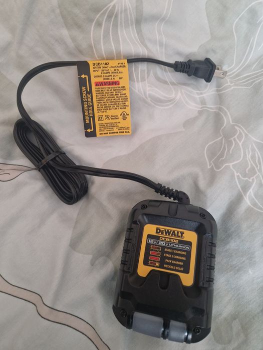 Dewalt incarcator  U.S.A