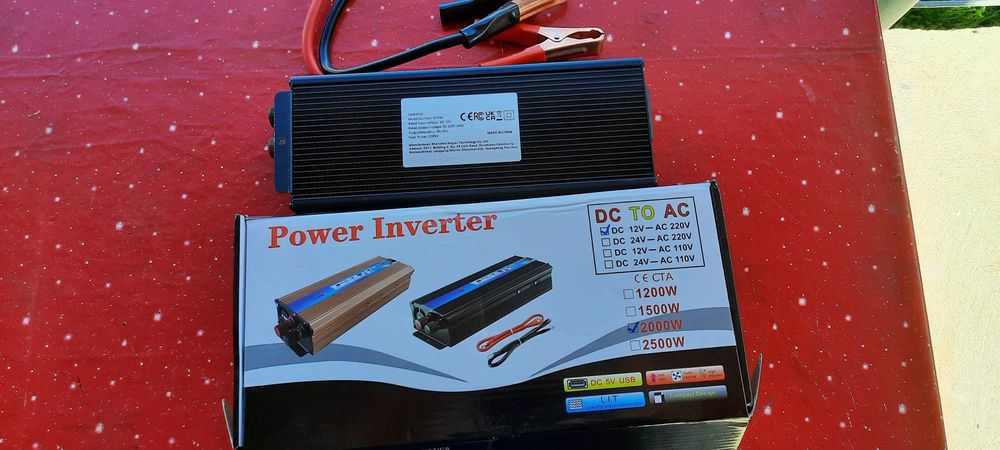 Invertor 2000 W, 1000 W real , și controler solar 100A
