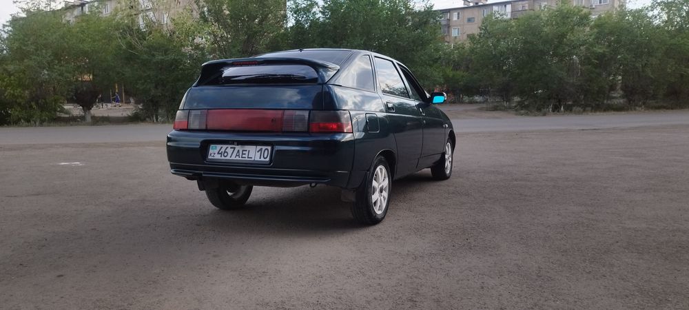 Продам машину ваз 2112